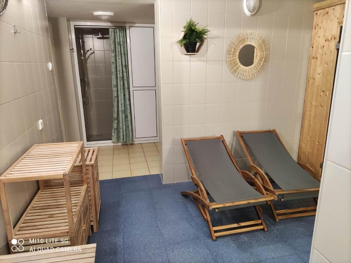 Hotel *** Nat 비스와 외부 사진