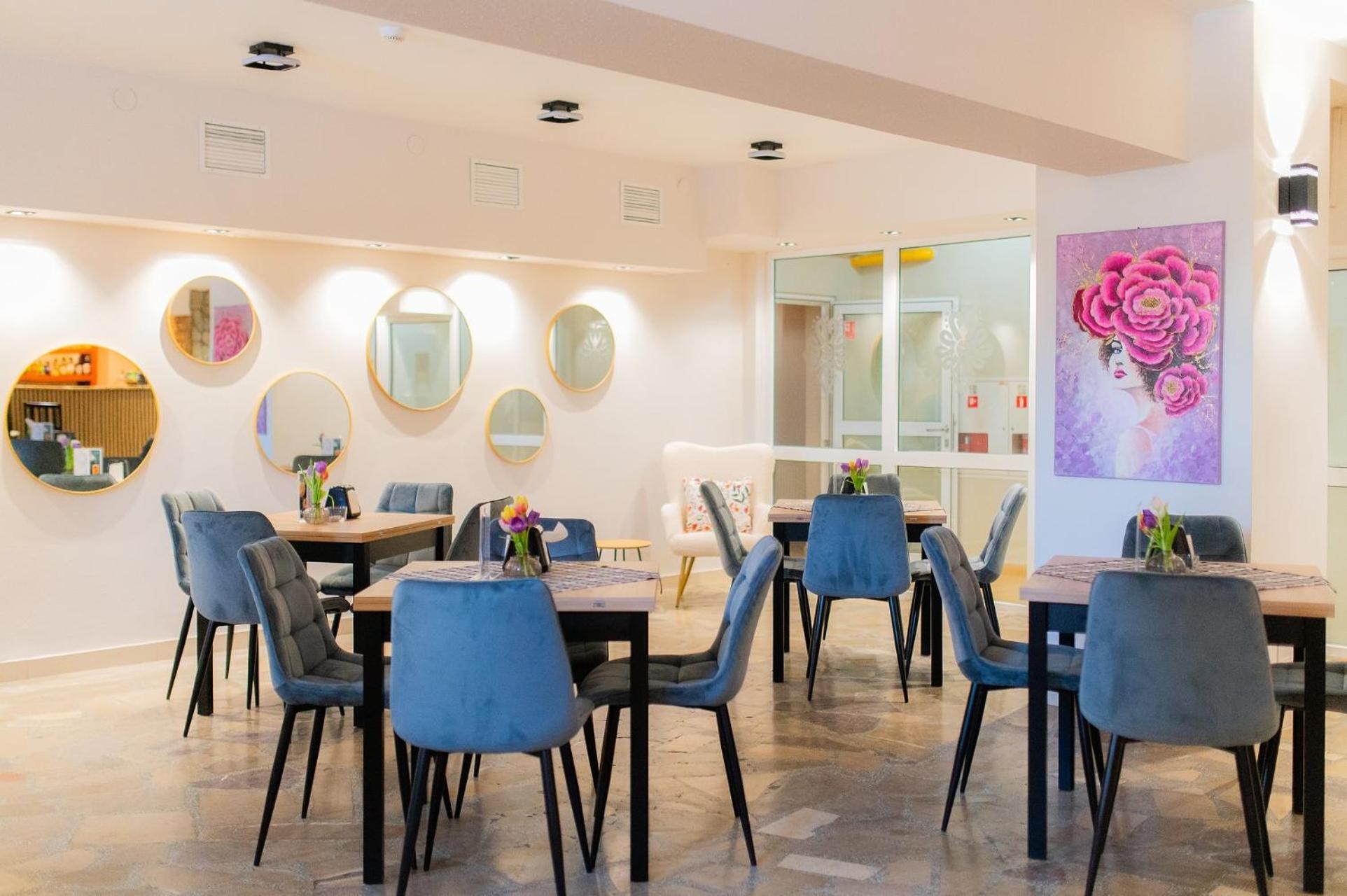 Hotel *** Nat 비스와 외부 사진